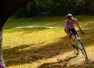 Linda Cyclecross racing